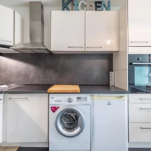 https://revon-city-center-flat.hotels-rhonealpes.com