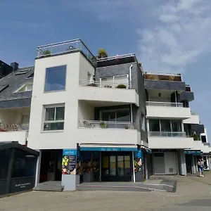 https://face-la-mer-studio-de-33m2-avec-terrasse-et-wifi.inbrittany.com